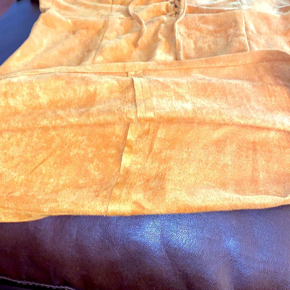 Free* with $50 purchase ๐ NWOT Design Labs Faux Micro Suede Dress - Picture 3 of 13